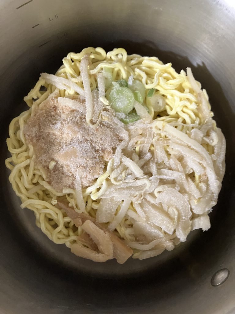 ramen cooking photo